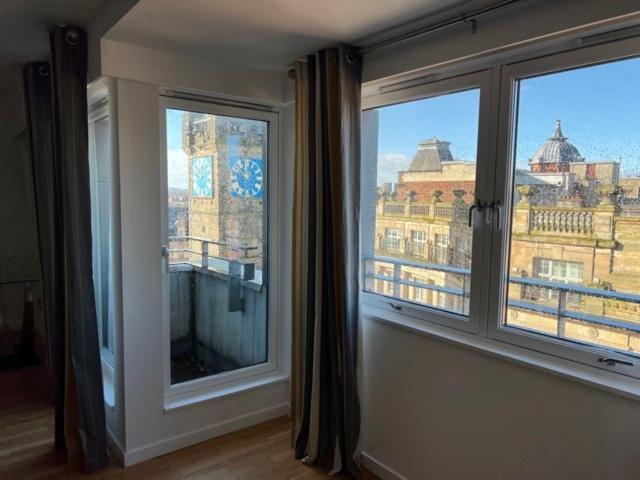 Modern & Spacious 2 Bed Merchant City Apart-High St Glasgow Exterior photo